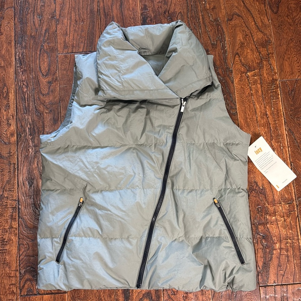 Lucy Hatha Insulated Vest Army Green Sz XL NWT